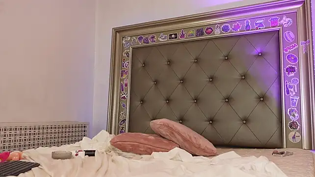 Alexxa - anal showww