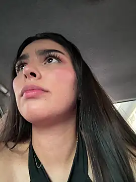 Maddy_Rouse_ - Dildo in my pussy in secret shh 🚕🤫