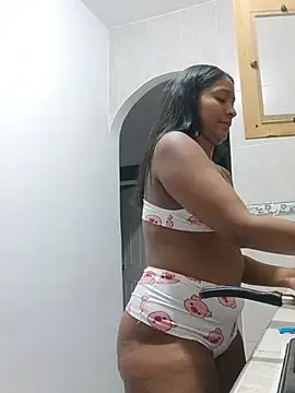 Berry_Bans - Put 3 fingers in the pussy