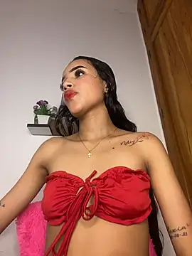 Clara_em - SHOW PUSSY🤩
