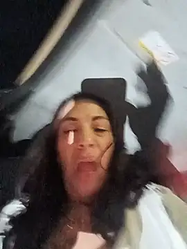 _Kamy_Hot - Come over and I’ll suck your dick hard.