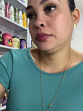 FOX_LATINA - Finger in ass