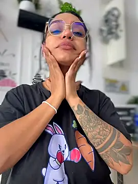 Sara-77 - PlayWithMyPussy 🎃🎃🔥🔥