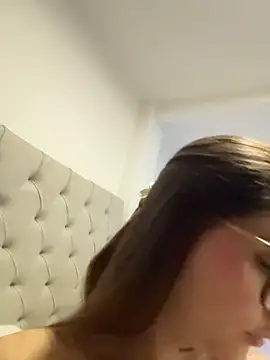 ZaraCarterX - SPREAD MY LEGS + PUSSY FINGERING CLOSE