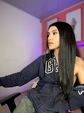 Nicolle_Quiintero - flash pussy
