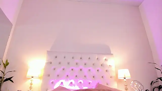 Tiffanny_Gomez - 🔥OIL SHOW ASS🔥