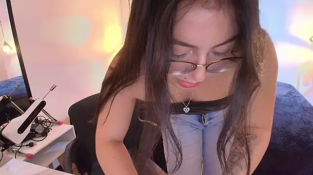 MiaWils_ - FINGER IN MY ASS +SPANK HARDX7🍑