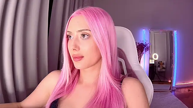 LoryWood - tease you taking BRA OFF 😋