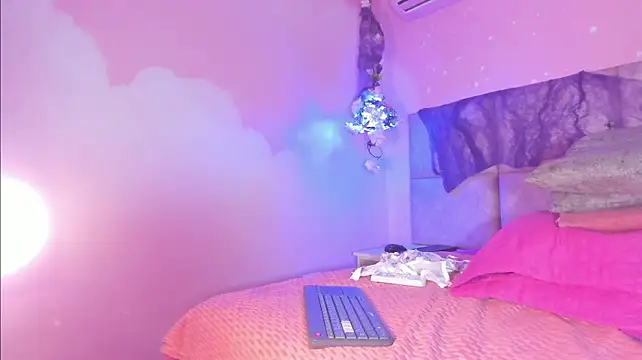 Emiily_Grace - HEY EMIILY