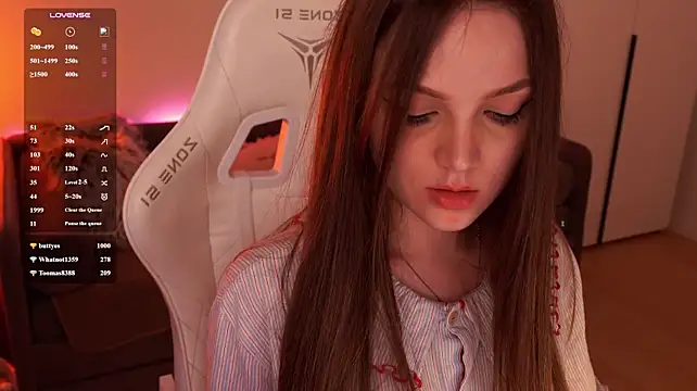 Linessssa - pussy play
