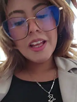Lara_Moon20 - Finguers my pussy 🔥