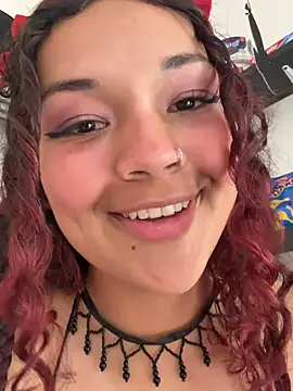 Camilla_Miller01 - I play with my pussy and no one notices