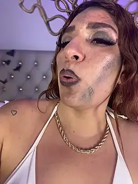 Naughty_flower18 - milk in my tits