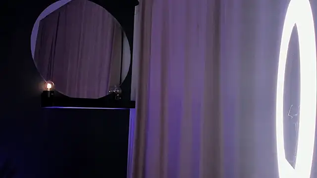 KaylaBenz - Lets talk about my tits ❤️❤️❤️