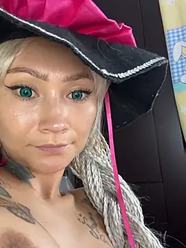 Adrii_White - 🥵fist in ass anal🥵