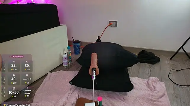 Michelle_cutee_ - OIL ON MY ASS