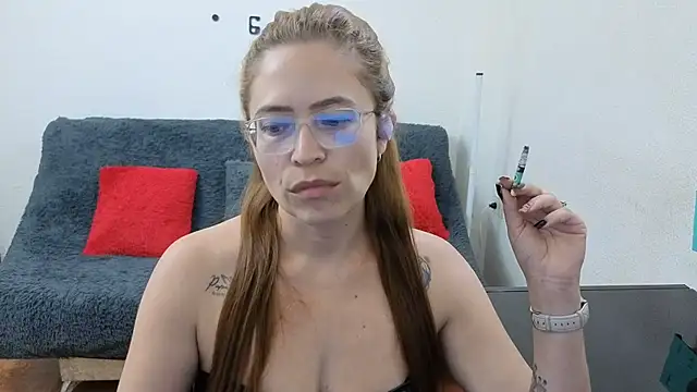 Lesb_milf - spank in boobs with bra