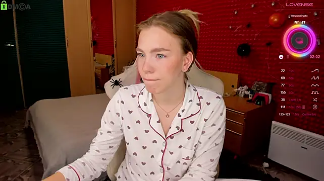 KinsleyHottie - Hard orgasm with dildo+domi