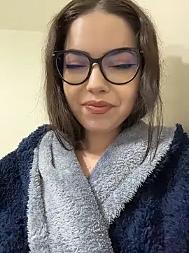 KaylaLewyss - 🥳Congrats on 30K followers 🥳