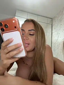 KirstieVegas - Just fuck me hard 😈🎁LT