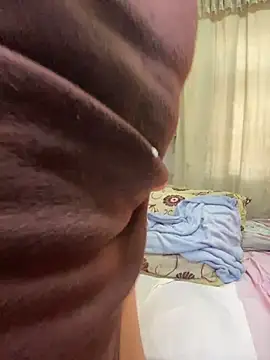 Ruyier - 插入肛門玩具5分鐘 Insert anal toy 5 mins