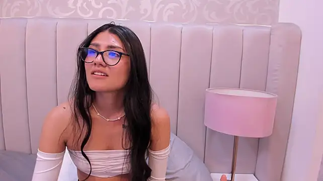 NicoleMoretty - Doggystyle + spank my ass x4 🥵❤️‍🔥