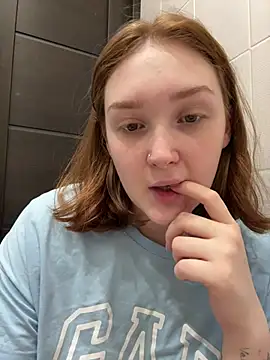 LunaBlom12 - 10x SPANK MY ASS/ make me red ! 😈❤️