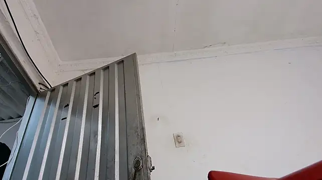Chirlleyy - 4 finger pussy deep 💦💦