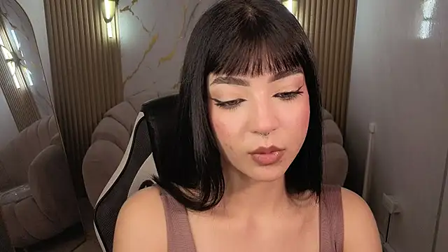_mia_collins_b_