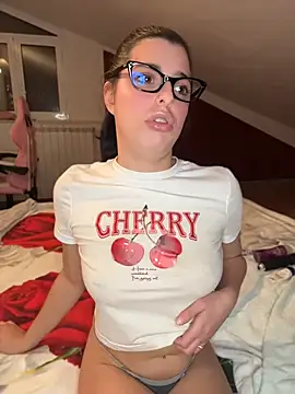 Vanessafasanellivip - Masturbazione primo piano
