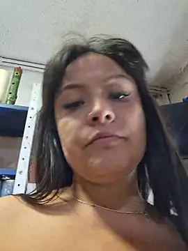 Isa_bella95 - Show stranger in shop