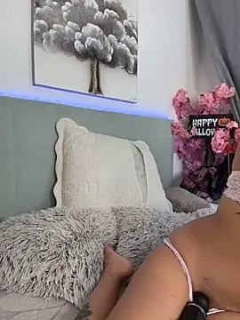 MayaMiragee - touch tight ass