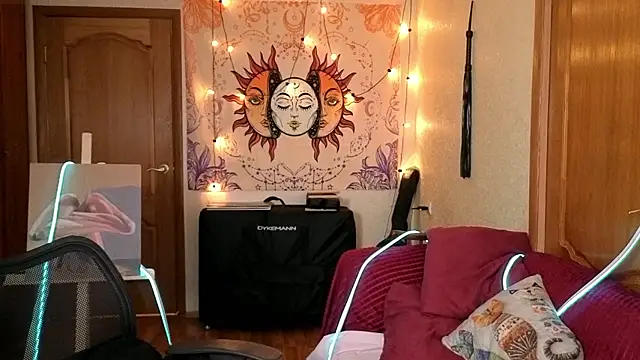 Stella_naughty - show secret tattoo