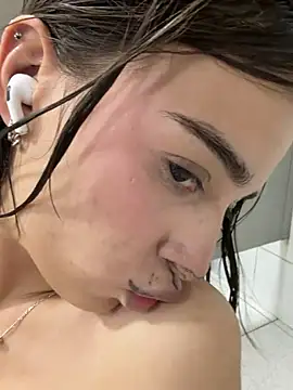 Sweet_Milaa1 - FULL NAKED OPEN DOOR PUBLIC BATHROOM 😈