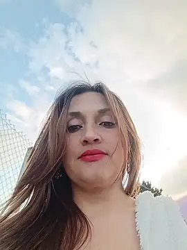 Alejandra_N - Oil in my ass, fingers inside