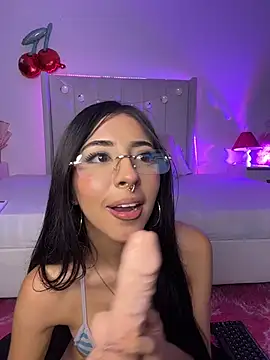 Mirandaa_Rogers - Fingering pussy show in ur face✌🔥