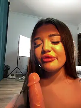 KenzieLou - Ride it like a good girl 🍑