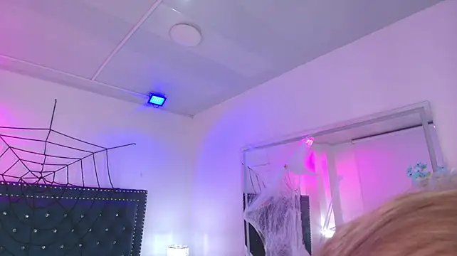Juliieta_gray - twerking + 5 spanks in ass 🤪🍑