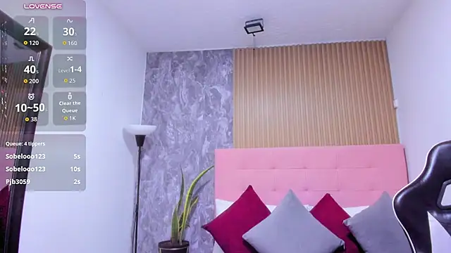 Susangray3 - fingering pussy