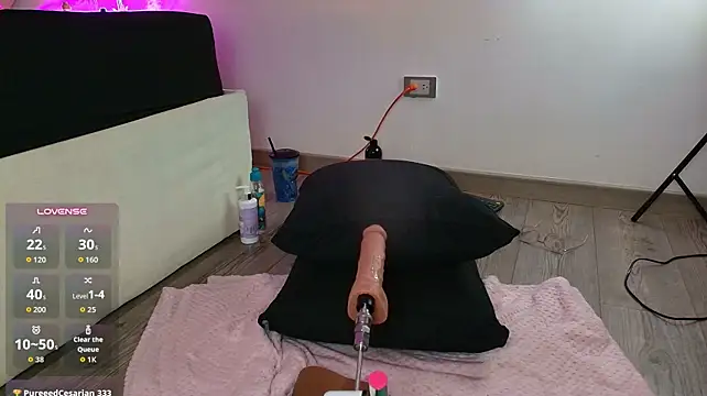Michelle_cutee_ - OIL ON MY ASS
