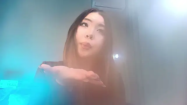 Yummy_yuna - TSUNAMI SQUIRT