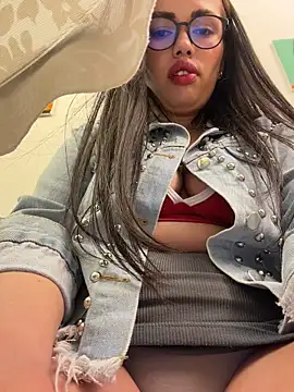 Andra_rose - MASTURBATE IN BATHROOM 🤫
