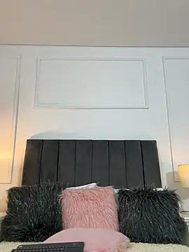 MadisonWilde - Sexy dance and slow striptease🤤