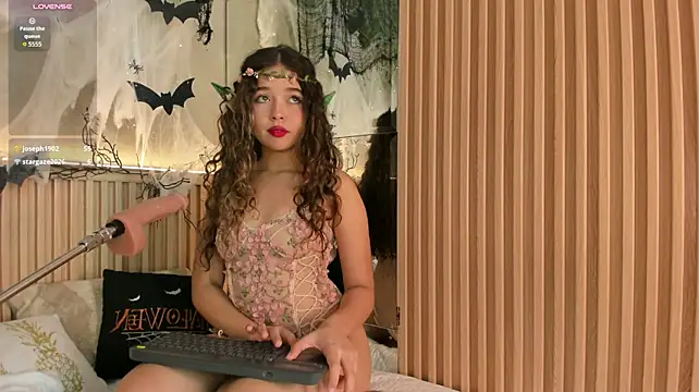 Emi_Petite