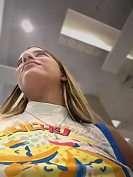 Missbella_ - Dildo no cuzinho 🤫💦