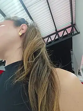 Karen_San_Miguel - Play nipples in public + hot video 🥵