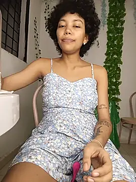 MILKYTITS_LATINA - BREASTMILK ON BODY