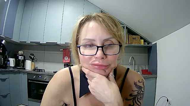 Lolo2404 - 💓 Tease me, and I’ll tease you💥💖