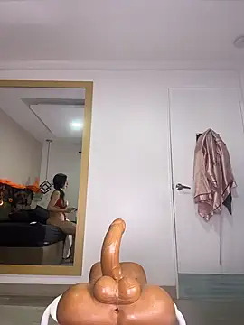 Salome_Bennet
