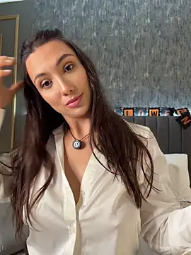 AnnaCastillo_ - Beautiful Wonder Woman